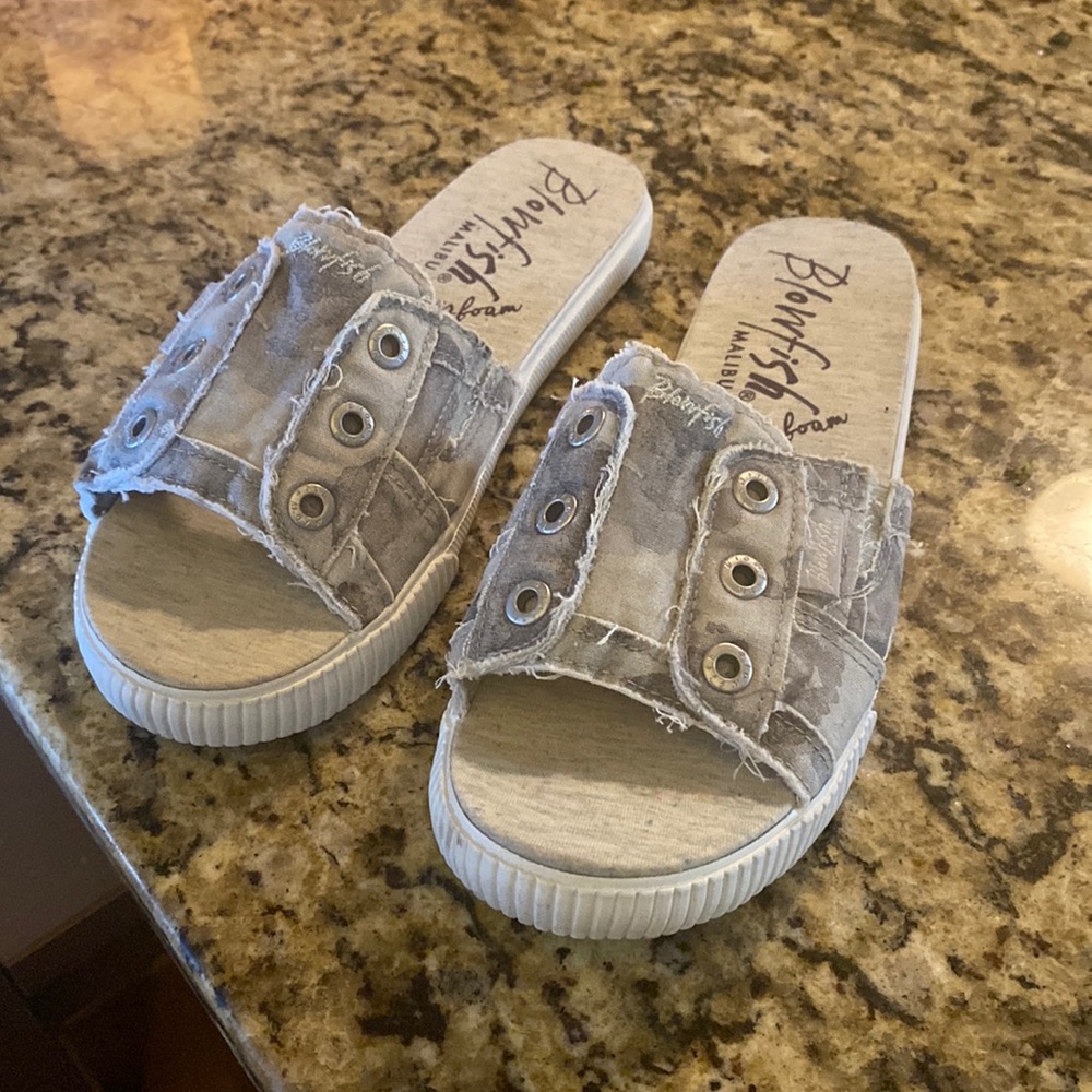 Camo sandals